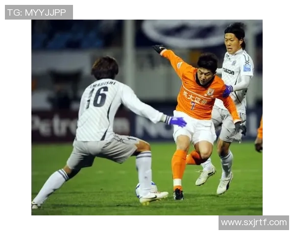 鲁能与广岛三箭精彩对决直播全程回顾与分析